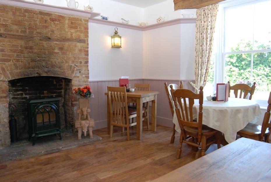 Old Riverview Guest House Earith Dış mekan fotoğraf